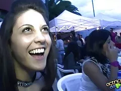 Blowjob từ một phim xxx a cô gái rất trẻ