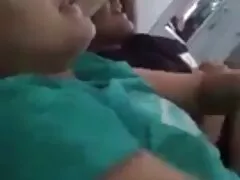 Mẹ kenh phim xxx và con gái làm việc bán thời gian