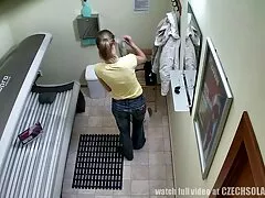 Đây là những gì người anh phim xxx giúp việc